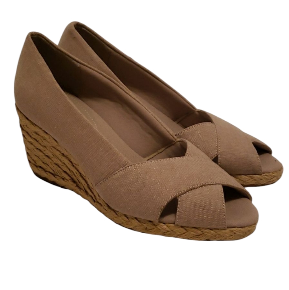 New Chaps Dakota Espadrilles Wedge Open Toe Sandals Size 6B